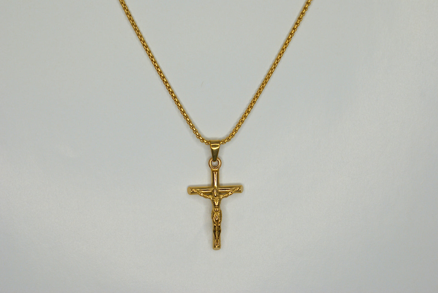 Collar con dije "Cruz"